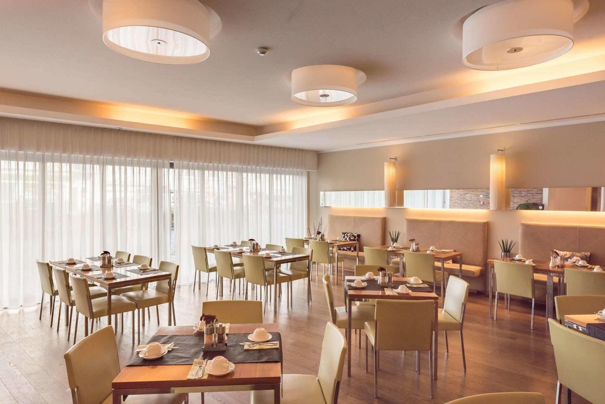Hotel Ploberger Wels Luaran gambar